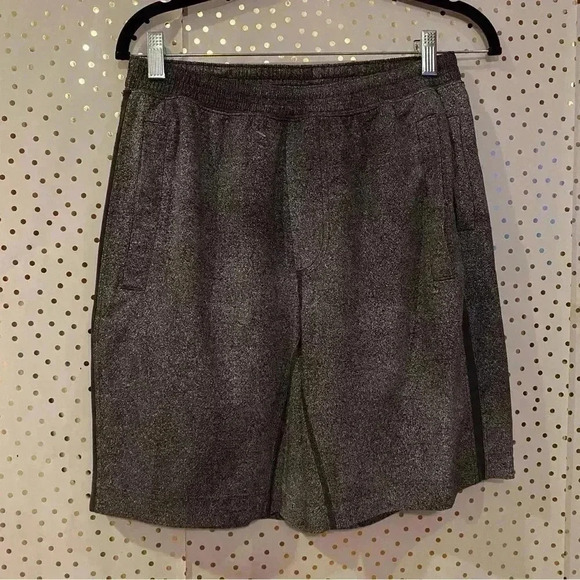 Lululemon Pace Breaker Mens Shorts - Picture 3 of 9
